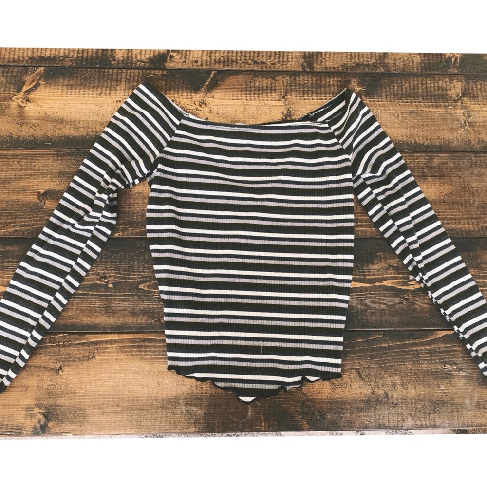 off the shoulder long sleeve